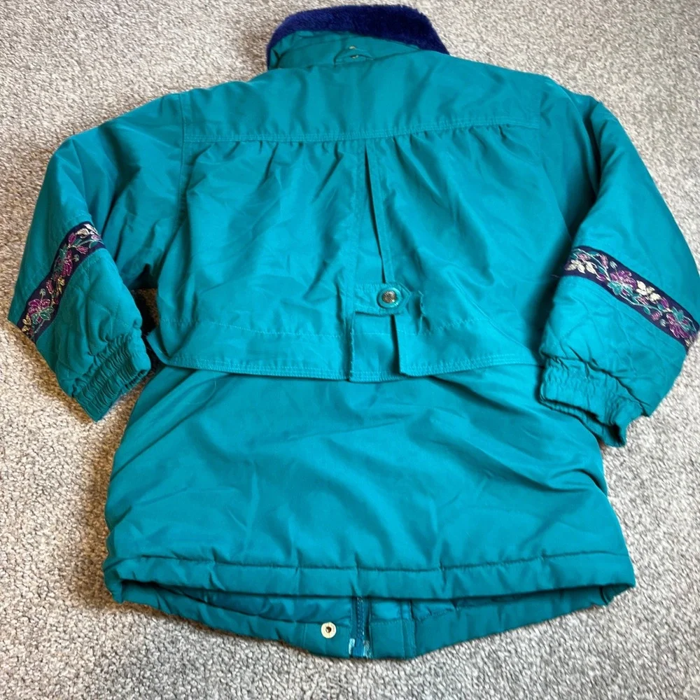 Vintage brand unbranded